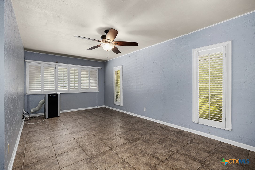 555 Southwind Loop