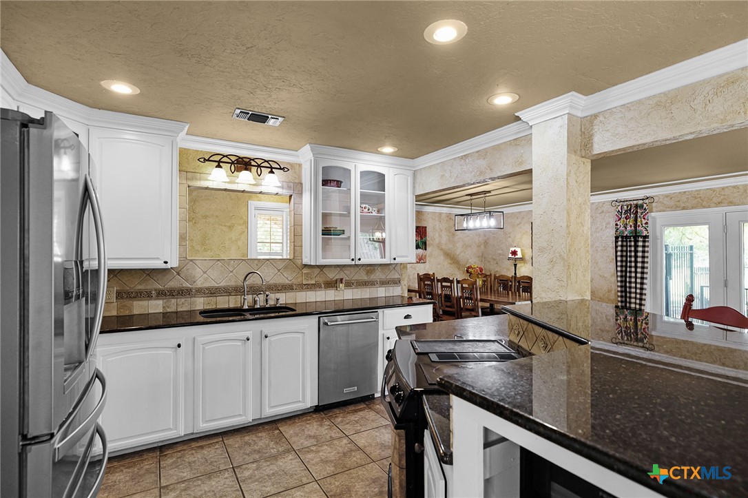555 Southwind Loop
