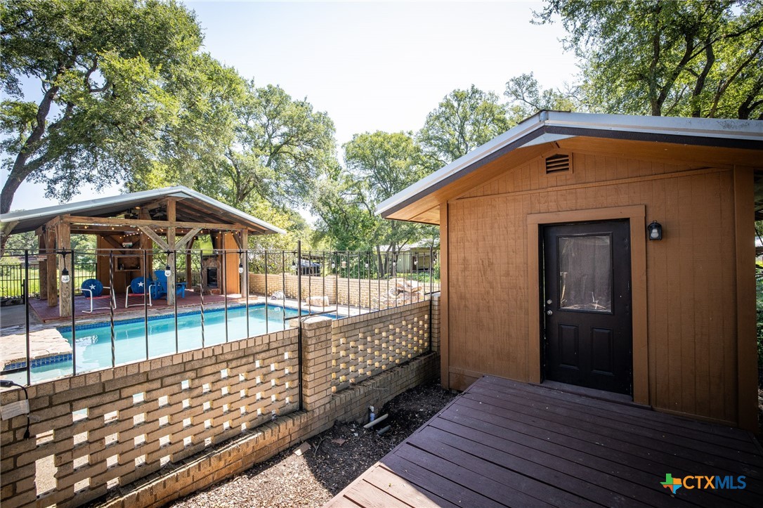 555 Southwind Loop