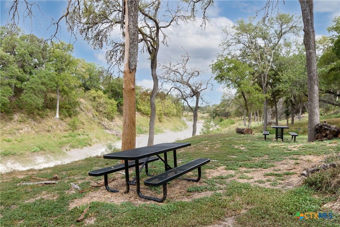 1622 Paradise Parkway