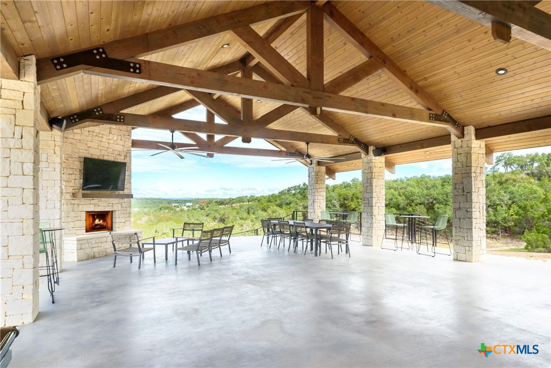 1622 Paradise Parkway