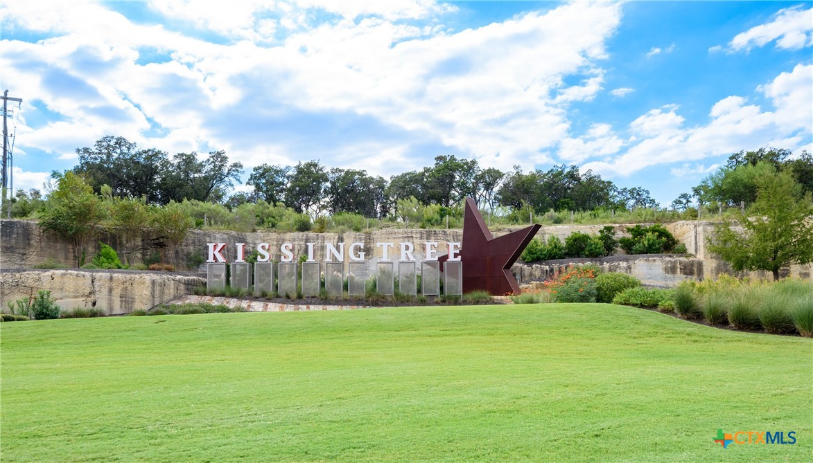 1447 Dancing Oak Lane