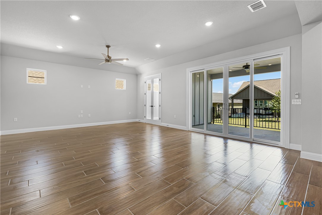 1447 Dancing Oak Lane