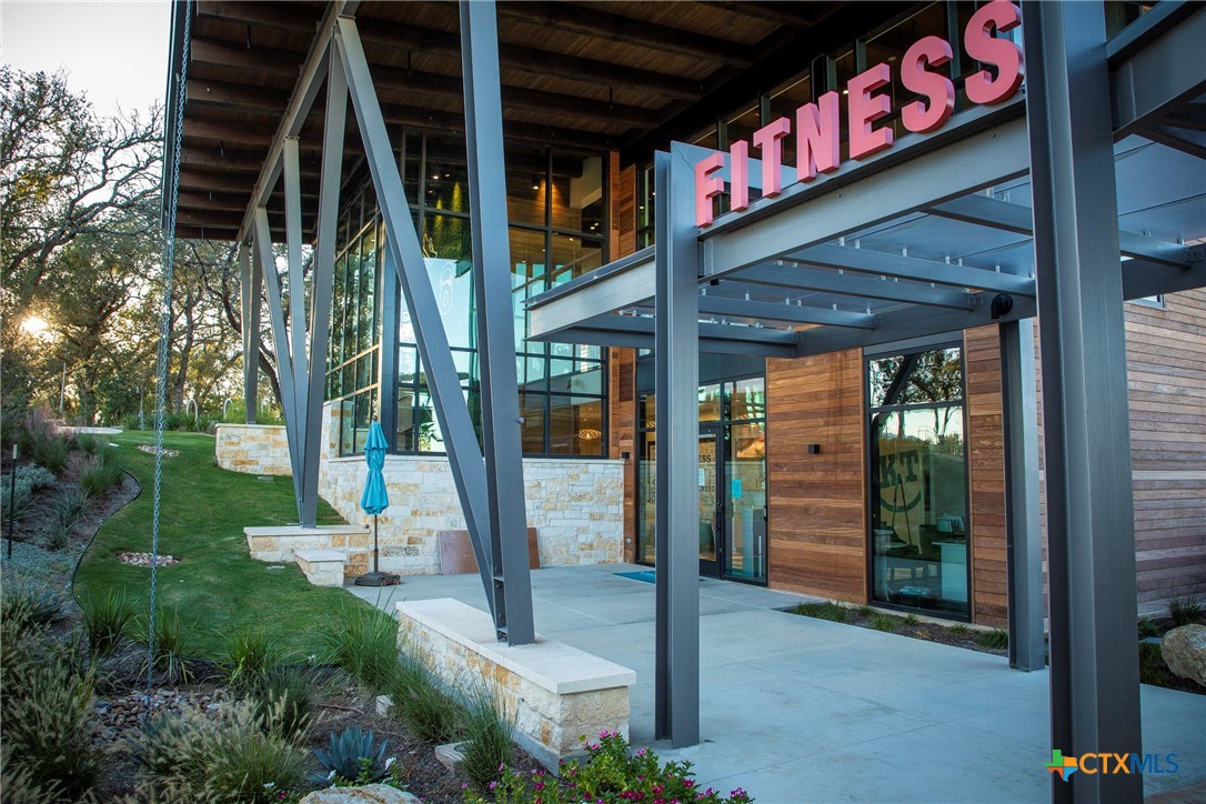 1447 Dancing Oak Lane