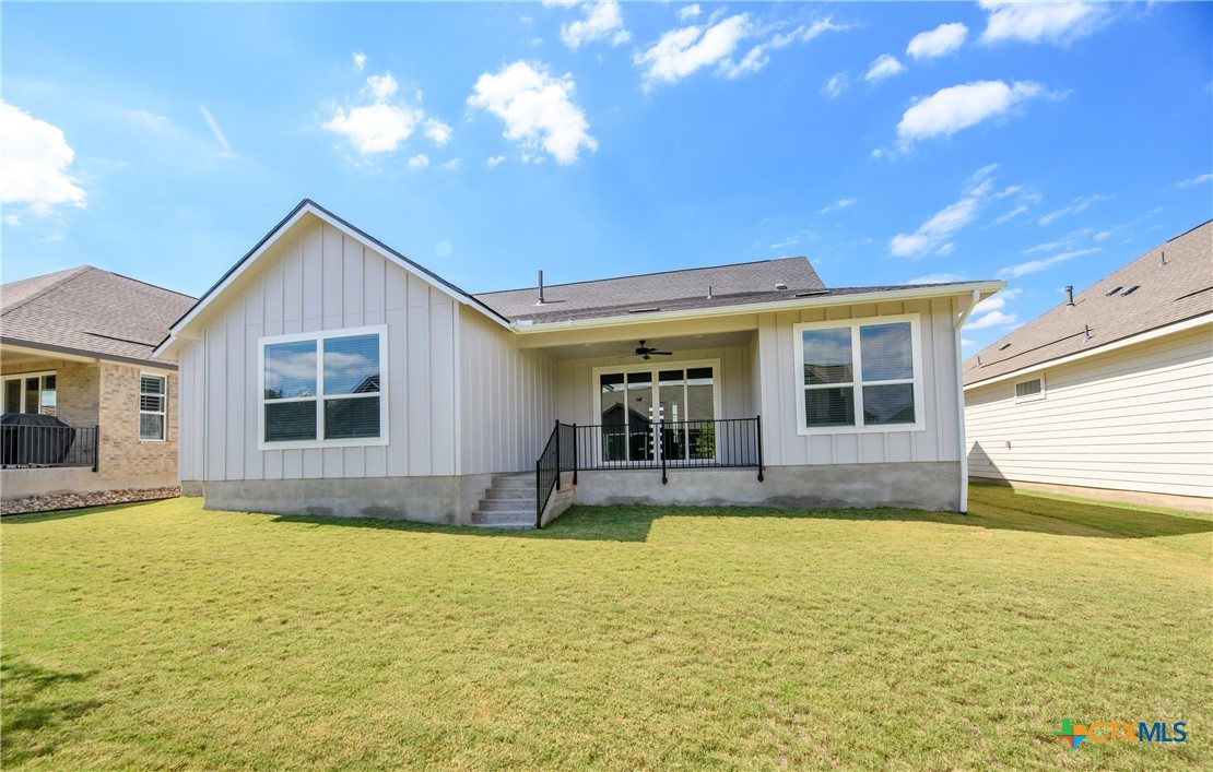 1447 Dancing Oak Lane