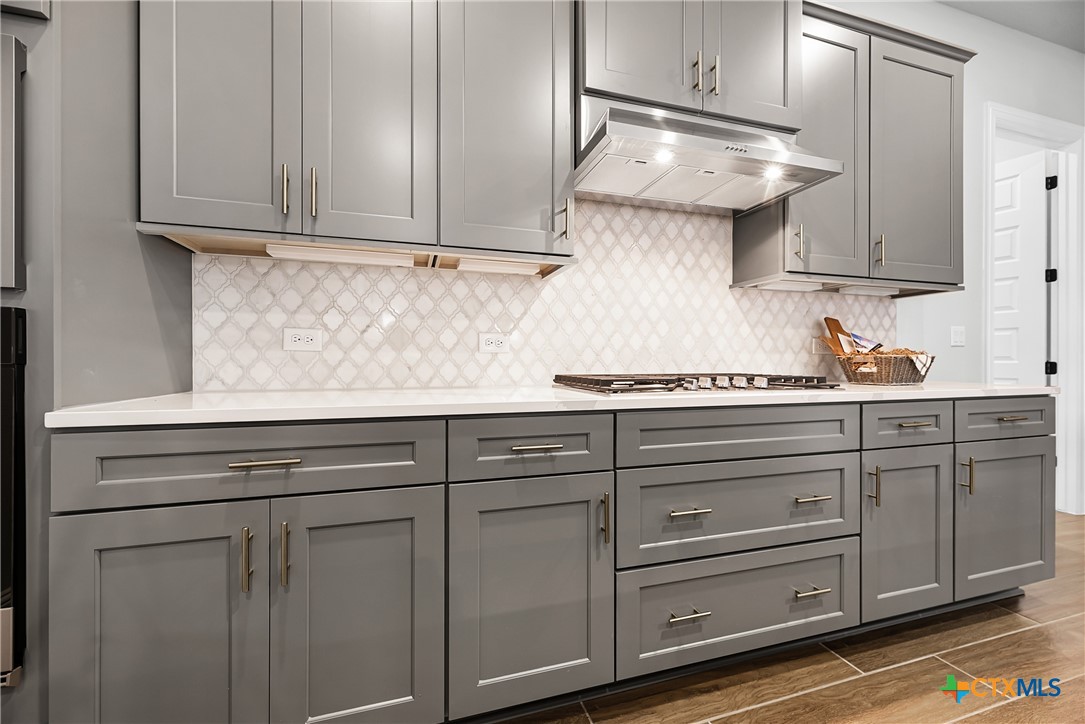 1447 Dancing Oak Lane