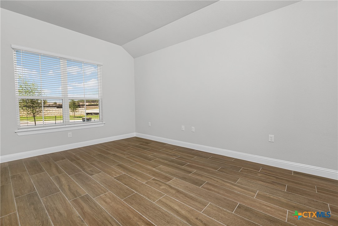 1447 Dancing Oak Lane