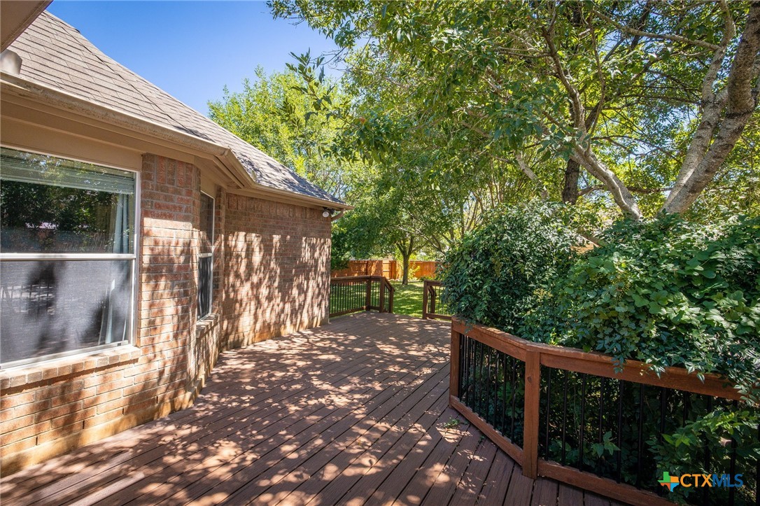 524 Enchanted Oak