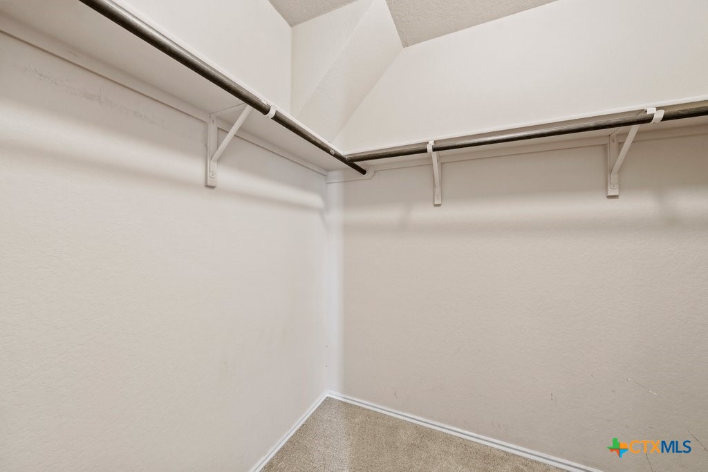 1512 Doncaster Drive