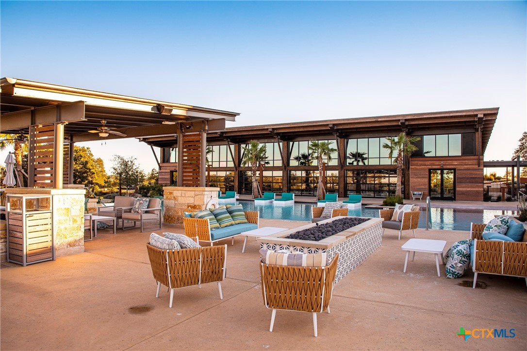 1248 Dancing Oak Lane