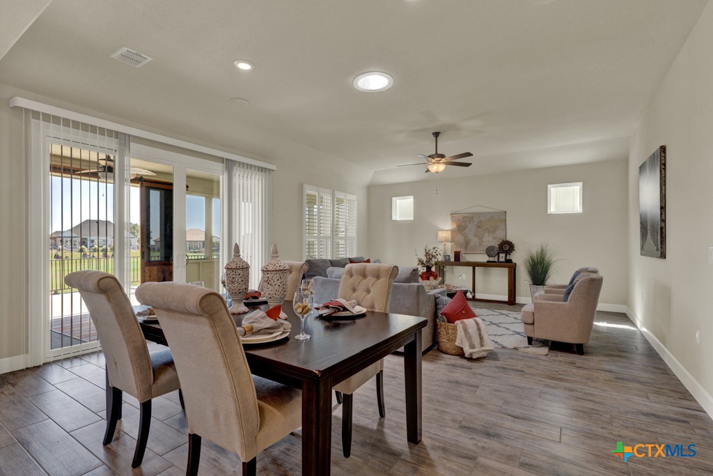 1248 Dancing Oak Lane