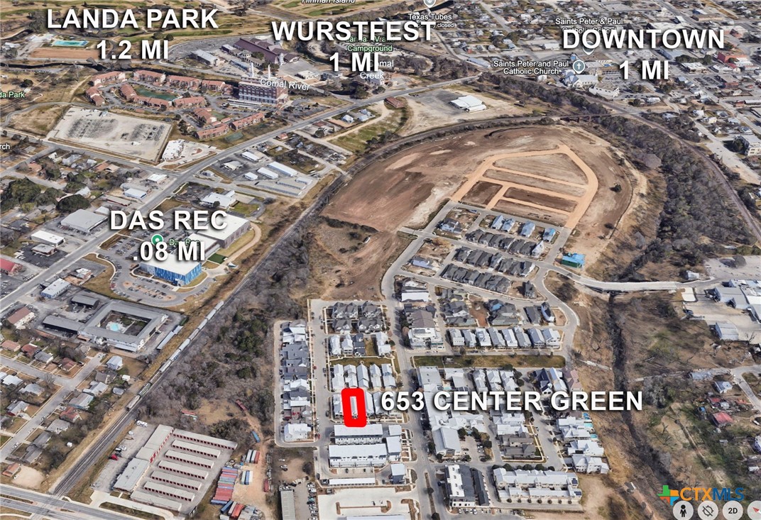 653 Center Green