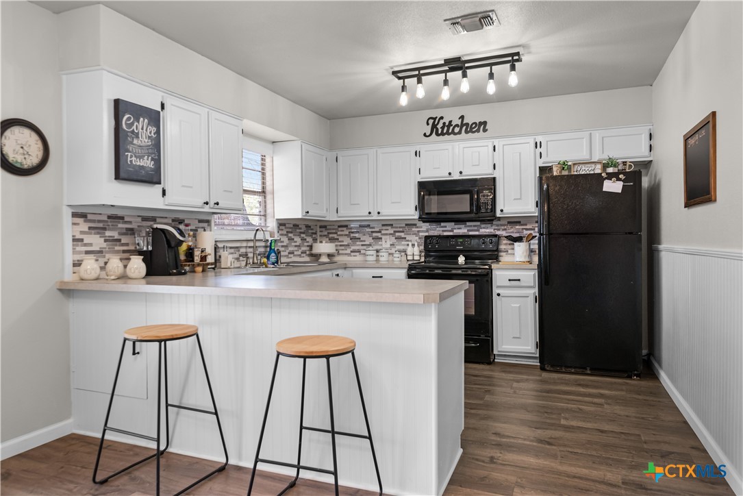 205 Meadowlake Drive