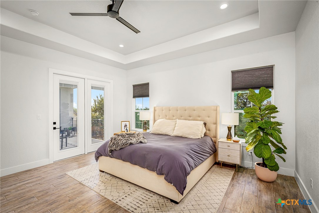 727 Mission Trail