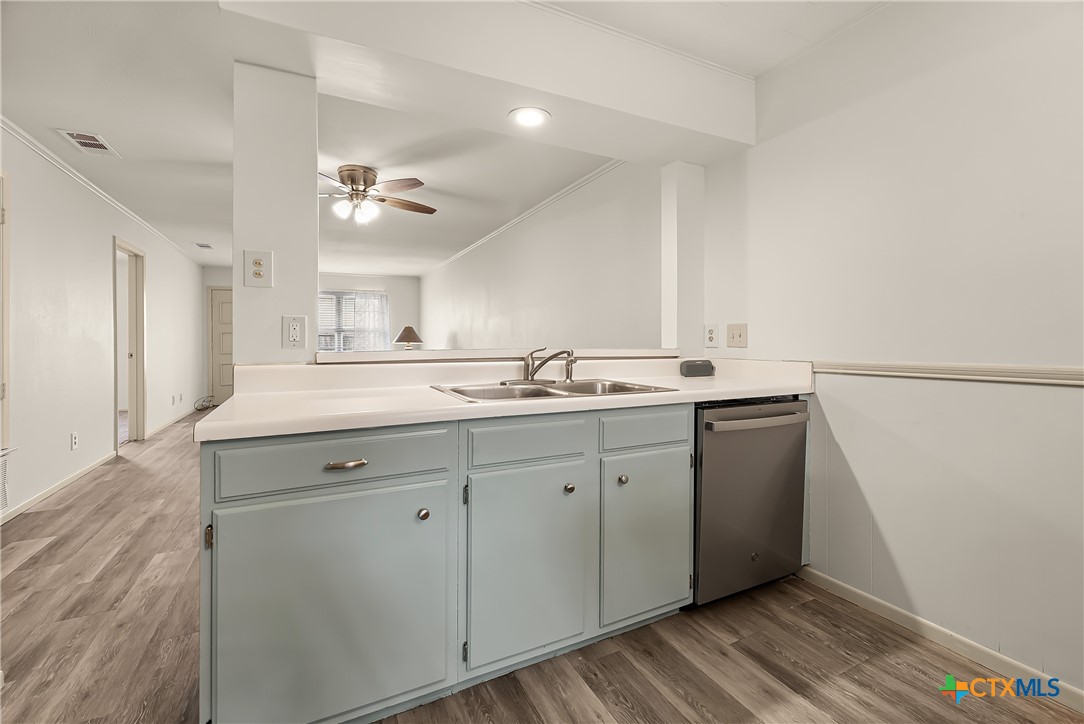 1051 Country Club Drive 30