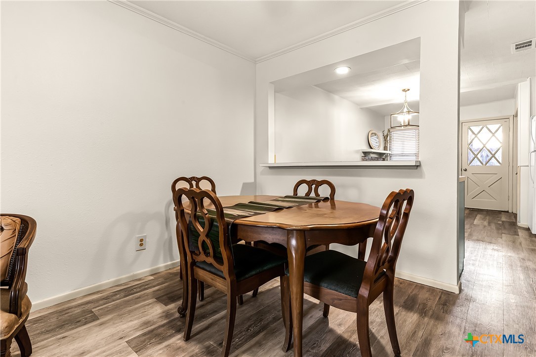 1051 Country Club Drive 30