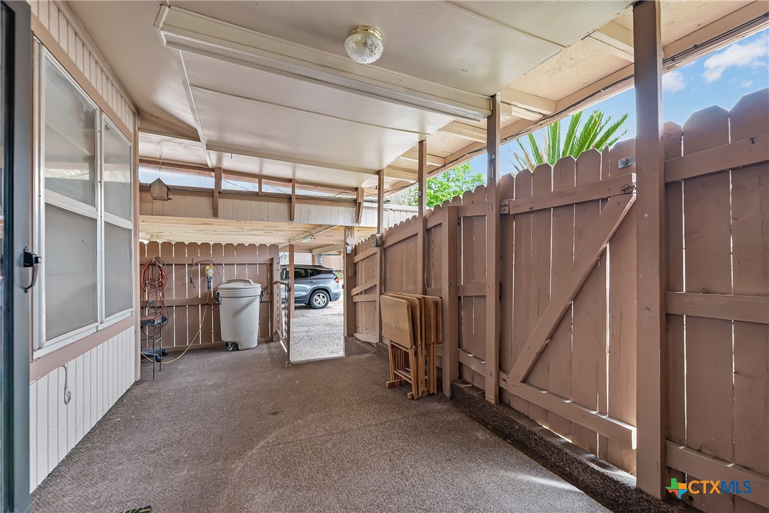 1051 Country Club Drive 30