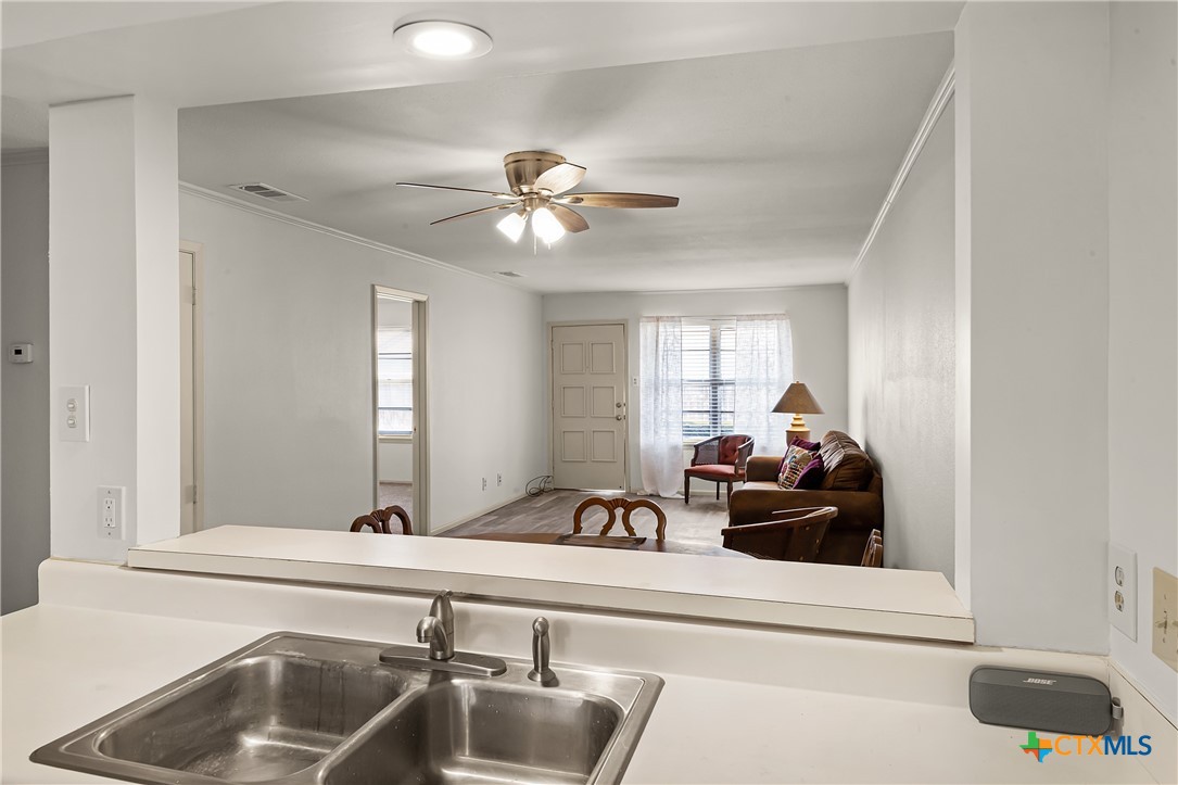 1051 Country Club Drive 30