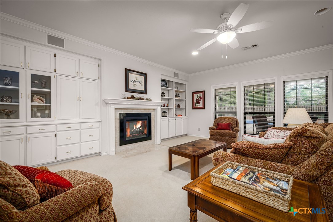 225 Montwood