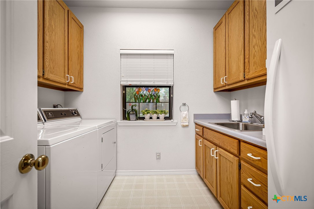225 Montwood