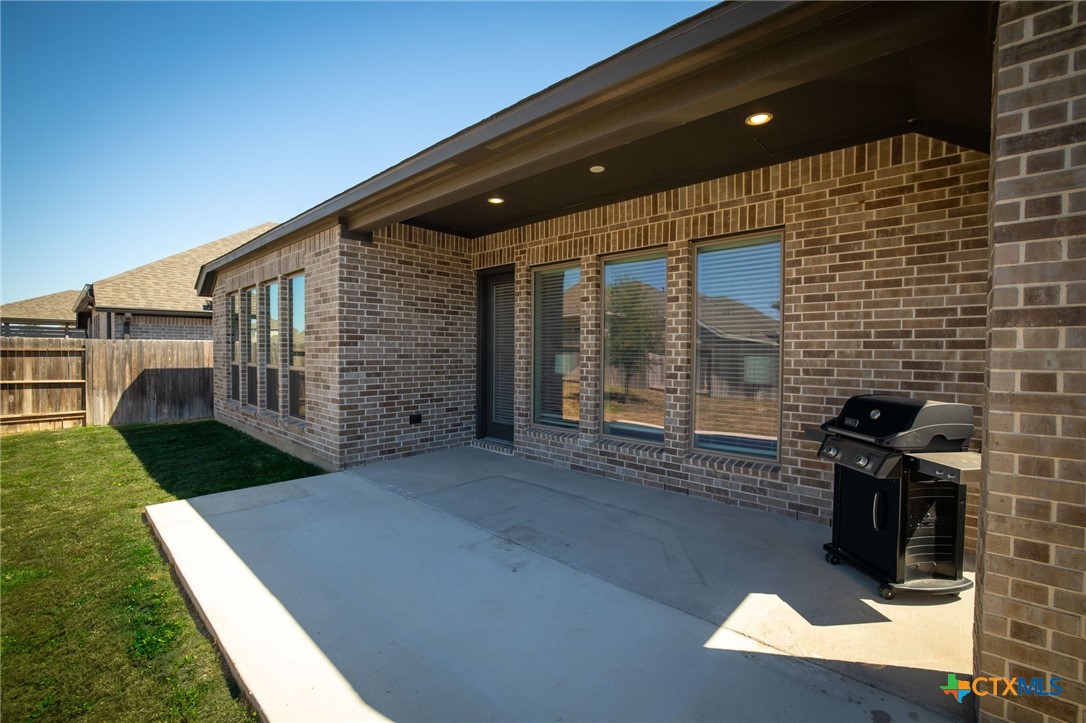 3136 Coral Way