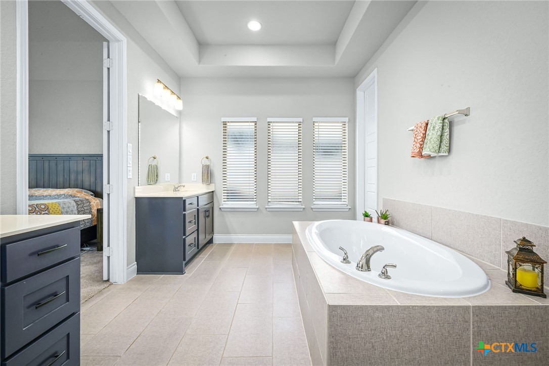 3136 Coral Way