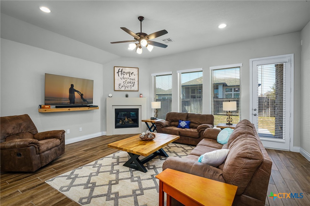 3136 Coral Way