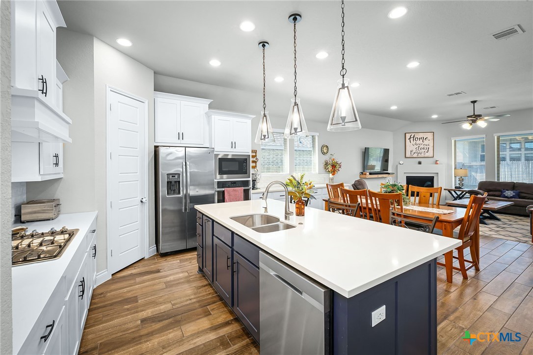 3136 Coral Way