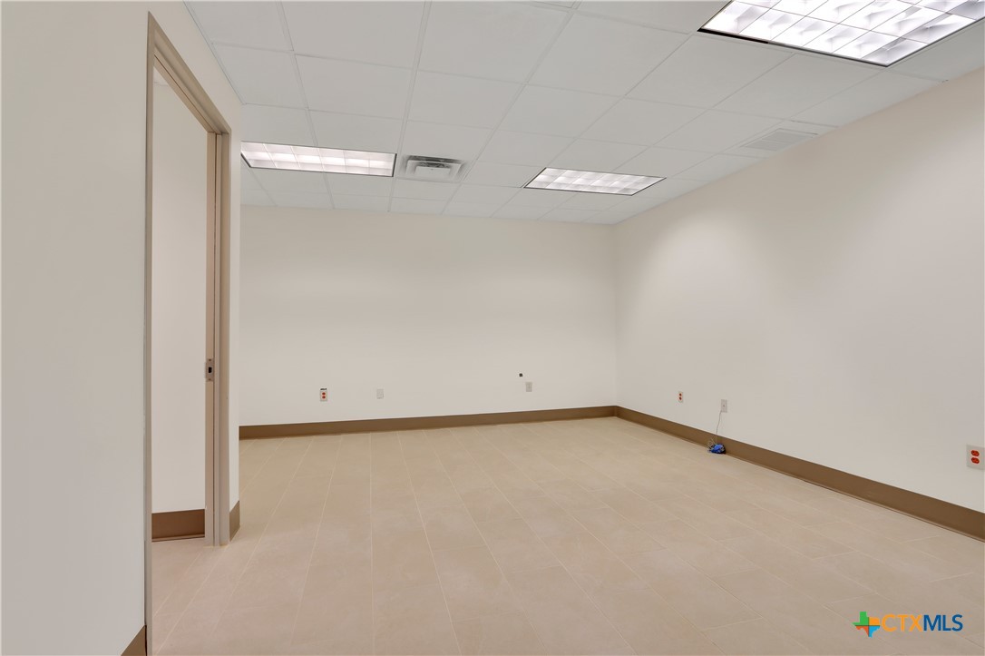 404 W Kingsbury Street