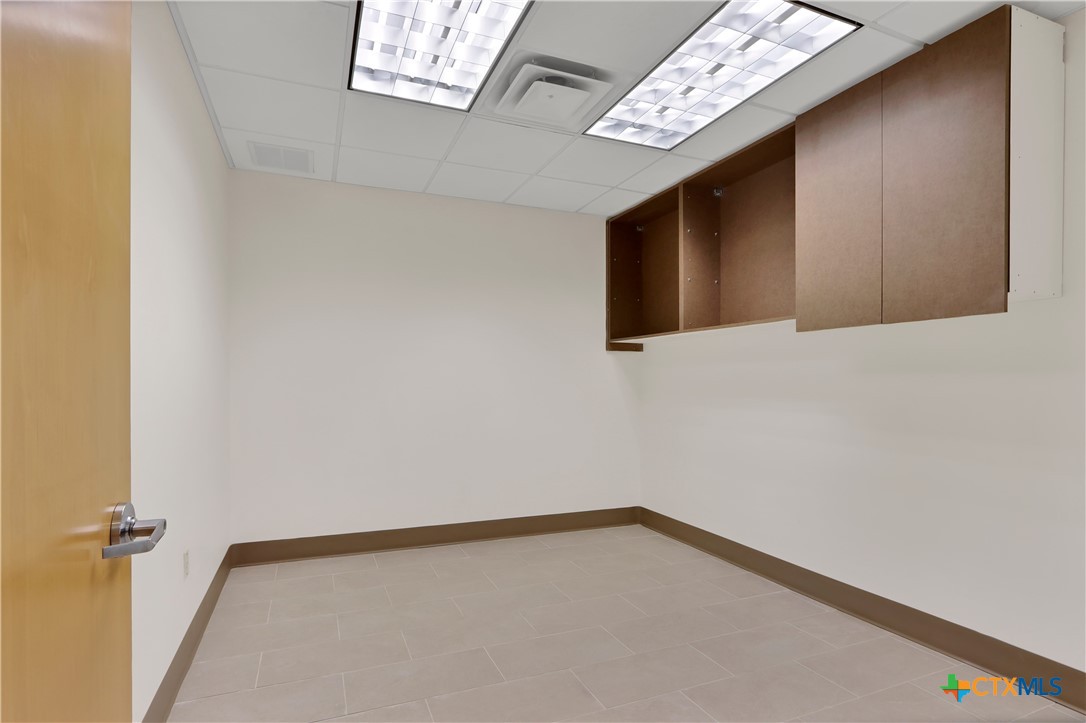 404 W Kingsbury Street