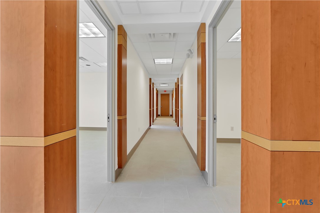 404 W Kingsbury Street