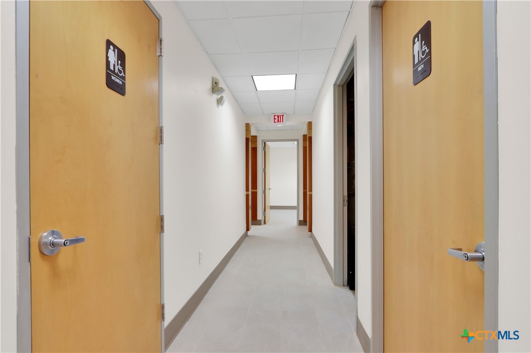 404 W Kingsbury Street