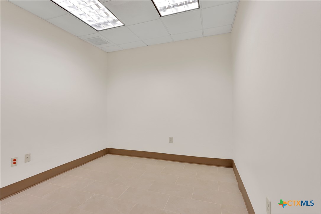 404 W Kingsbury Street