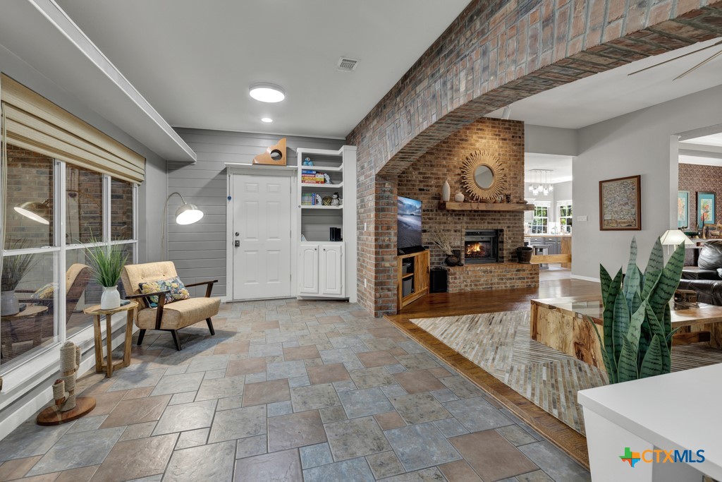 1780 Oak Forest Drive