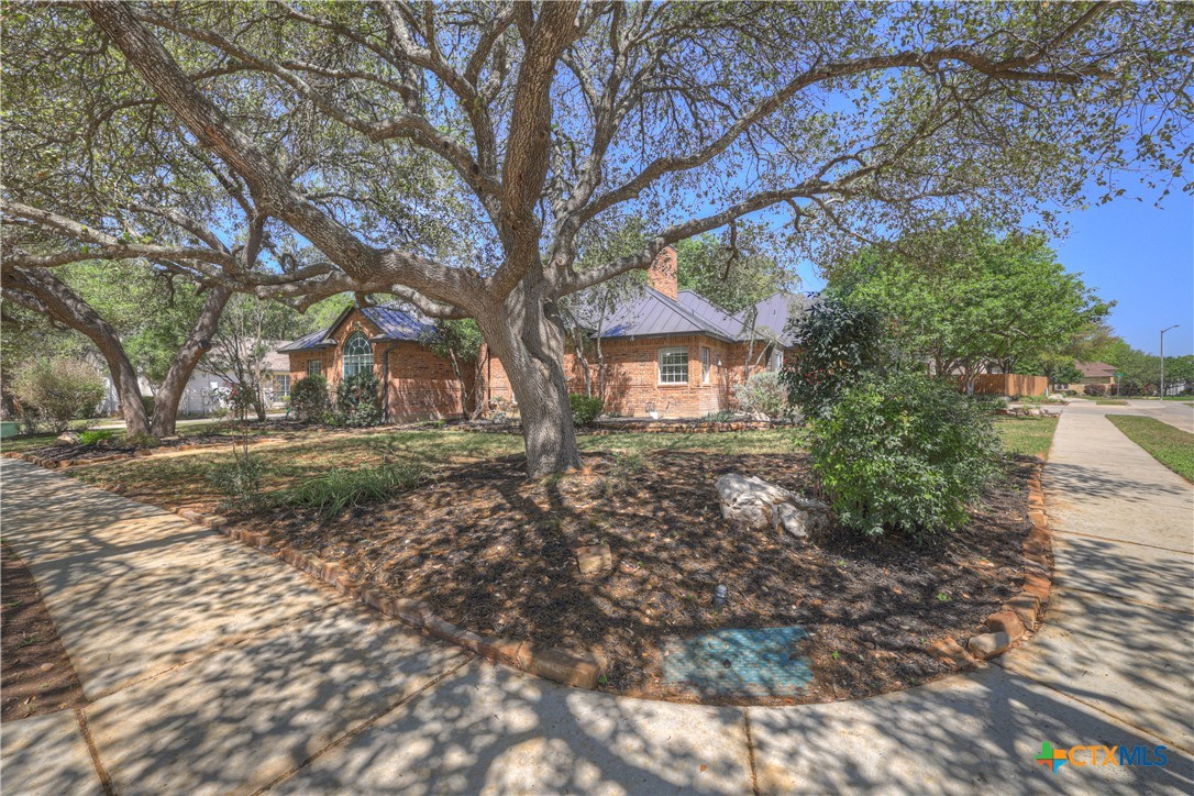 1780 Oak Forest Drive