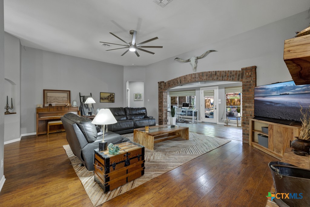 1780 Oak Forest Drive