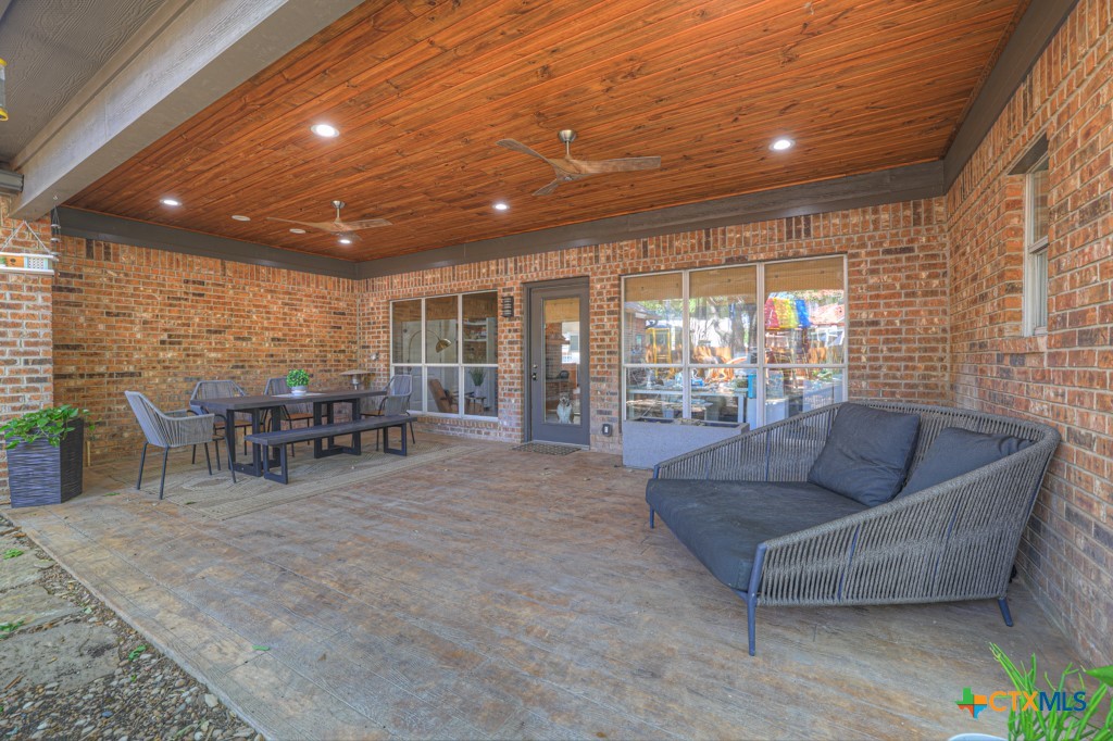 1780 Oak Forest Drive