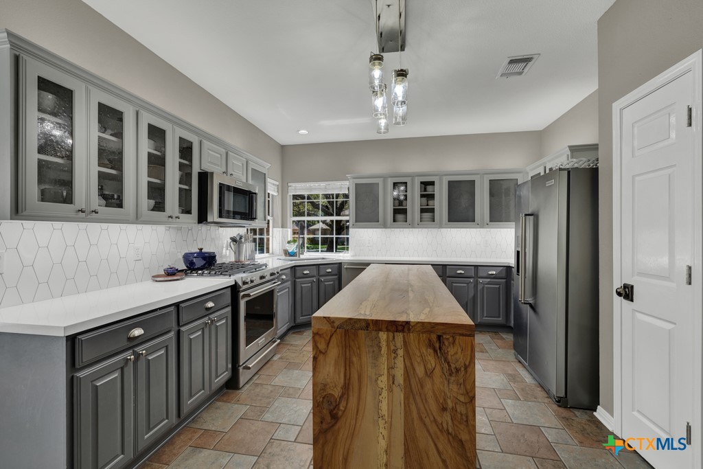 1780 Oak Forest Drive