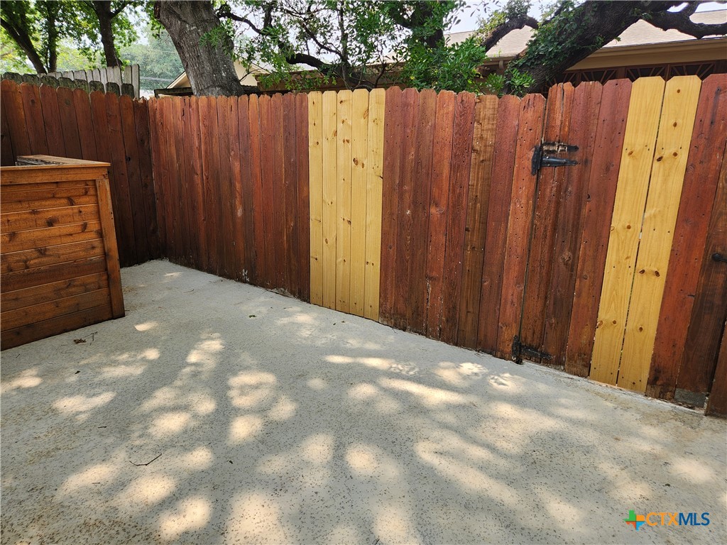 105 E Tanglewood Drive