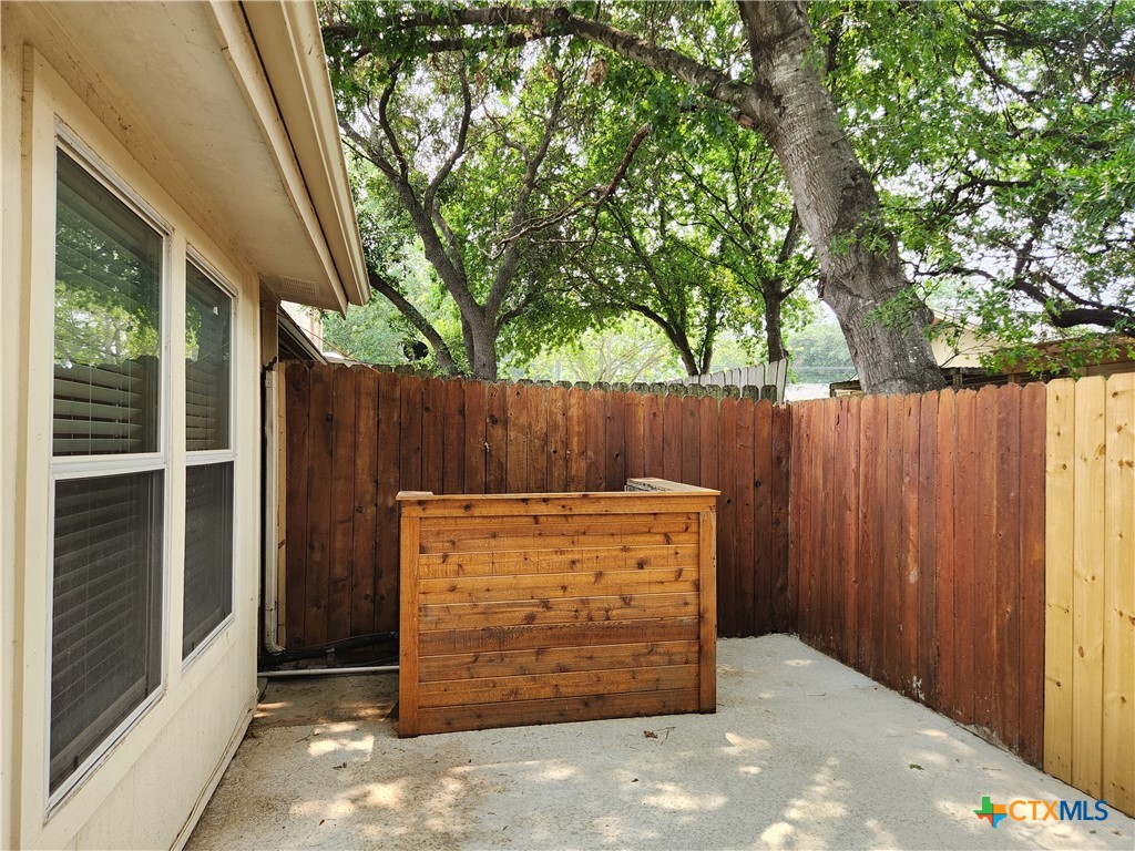 105 E Tanglewood Drive