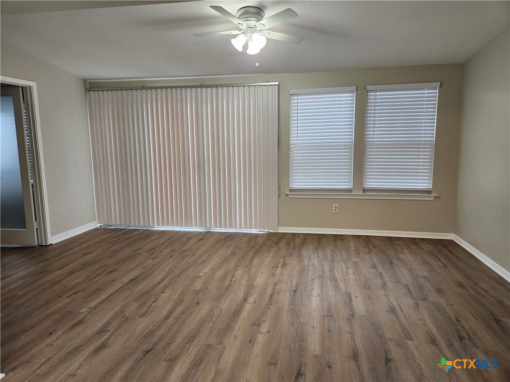 105 E Tanglewood Drive