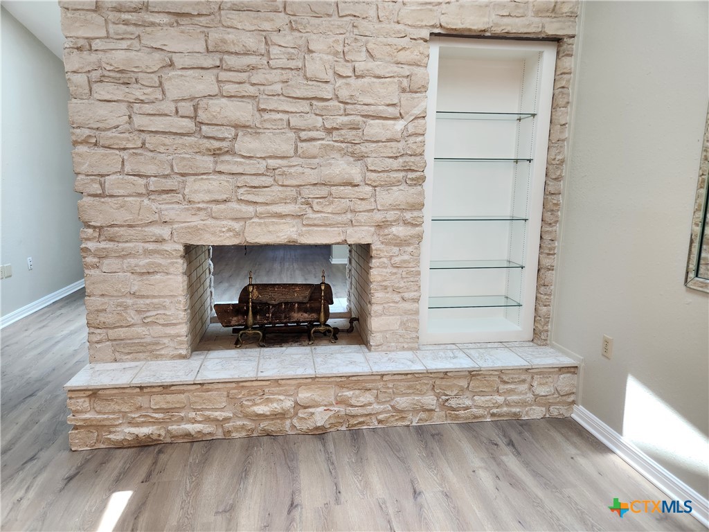 105 E Tanglewood Drive