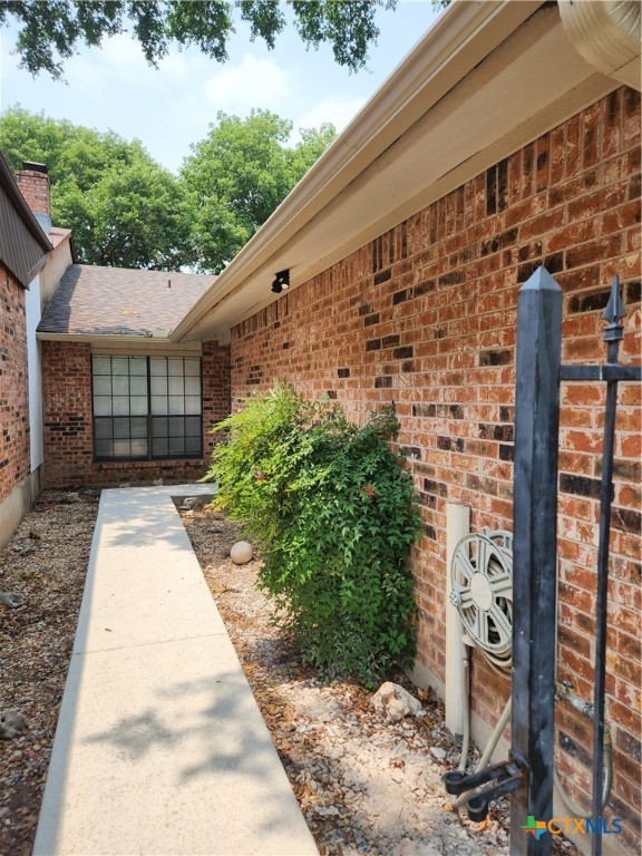 105 E Tanglewood Drive