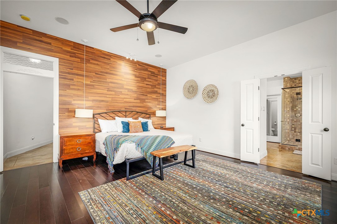 851 River Cliff Drive