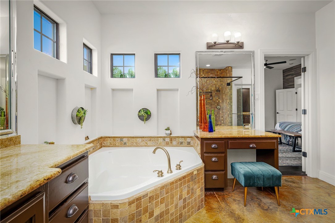 851 River Cliff Drive