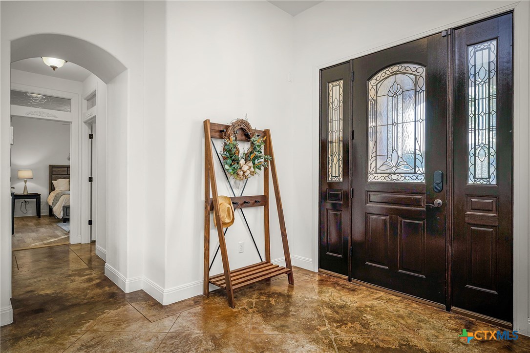 851 River Cliff Drive