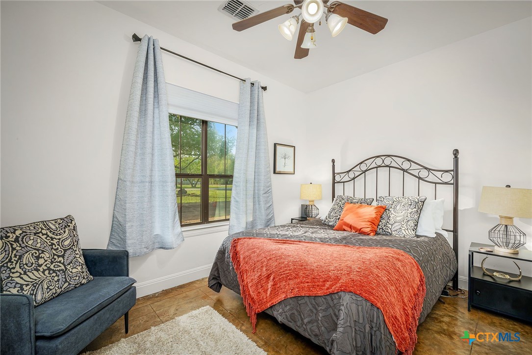 851 River Cliff Drive