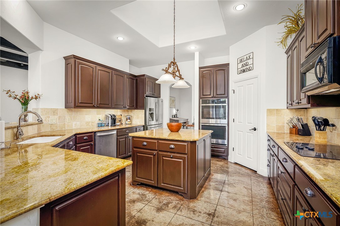 851 River Cliff Drive