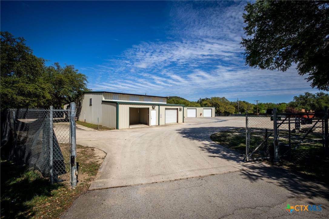 180 Spring Mountain Drive