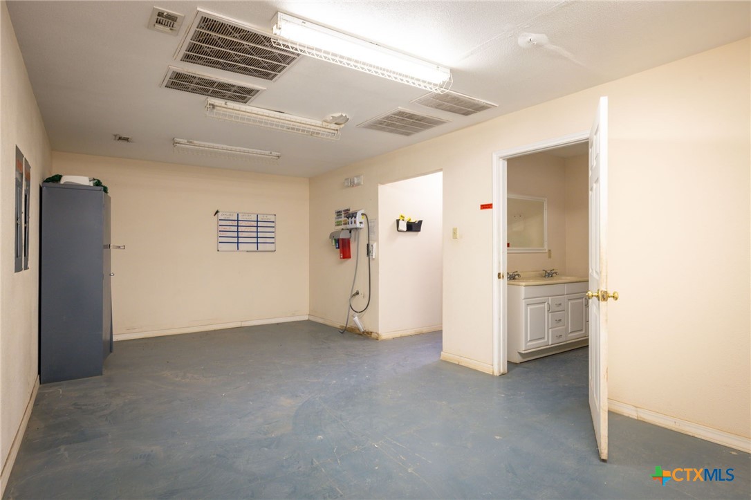 180 Spring Mountain Drive